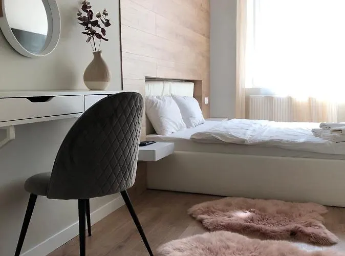 в центрі на вулиці староєврейській 15а біля наливок львова Apartament *